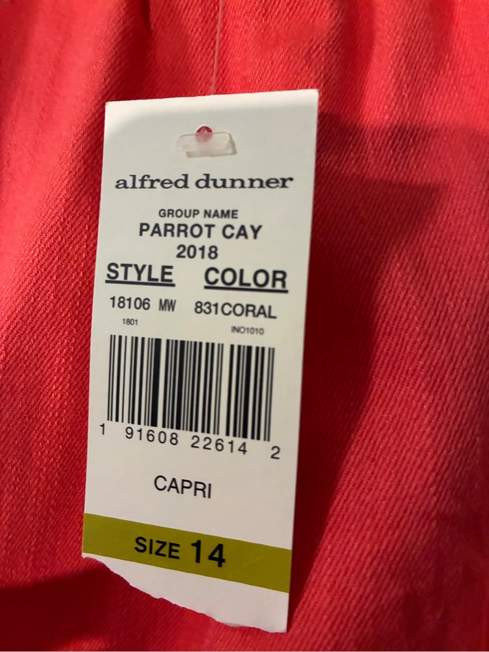 NEW Alfred Dunner coral capris - Picture 3 of 7